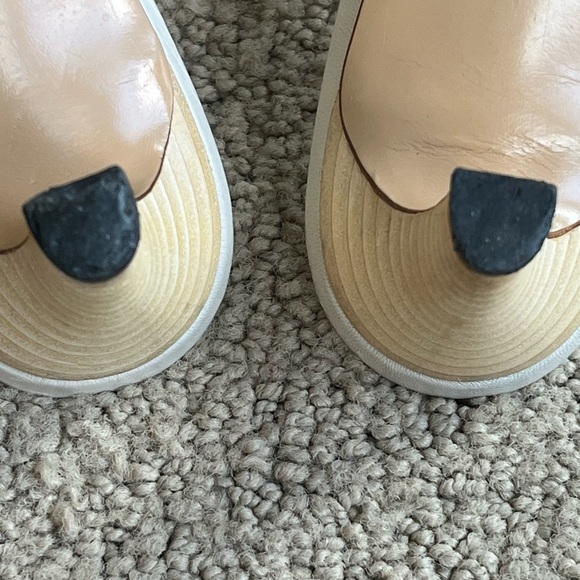 Gucci Yellow Horsebit Yellow Patent Leather Low Heel Gambit Sandals - Picture 9 of 13